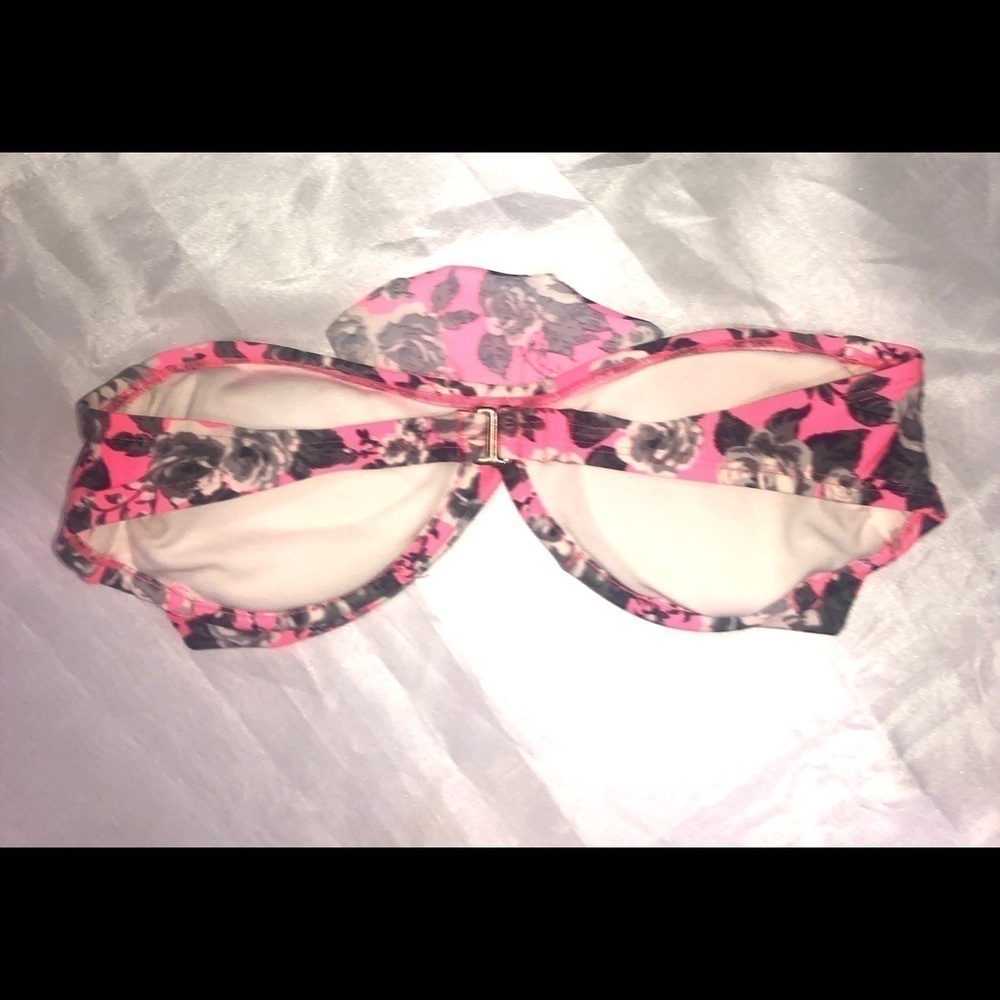 Xhilaration Pink Rose Design Bikini Top Medium — image 3 of 4